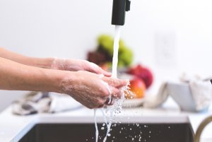 návod a postup jak si správně mýt ruce